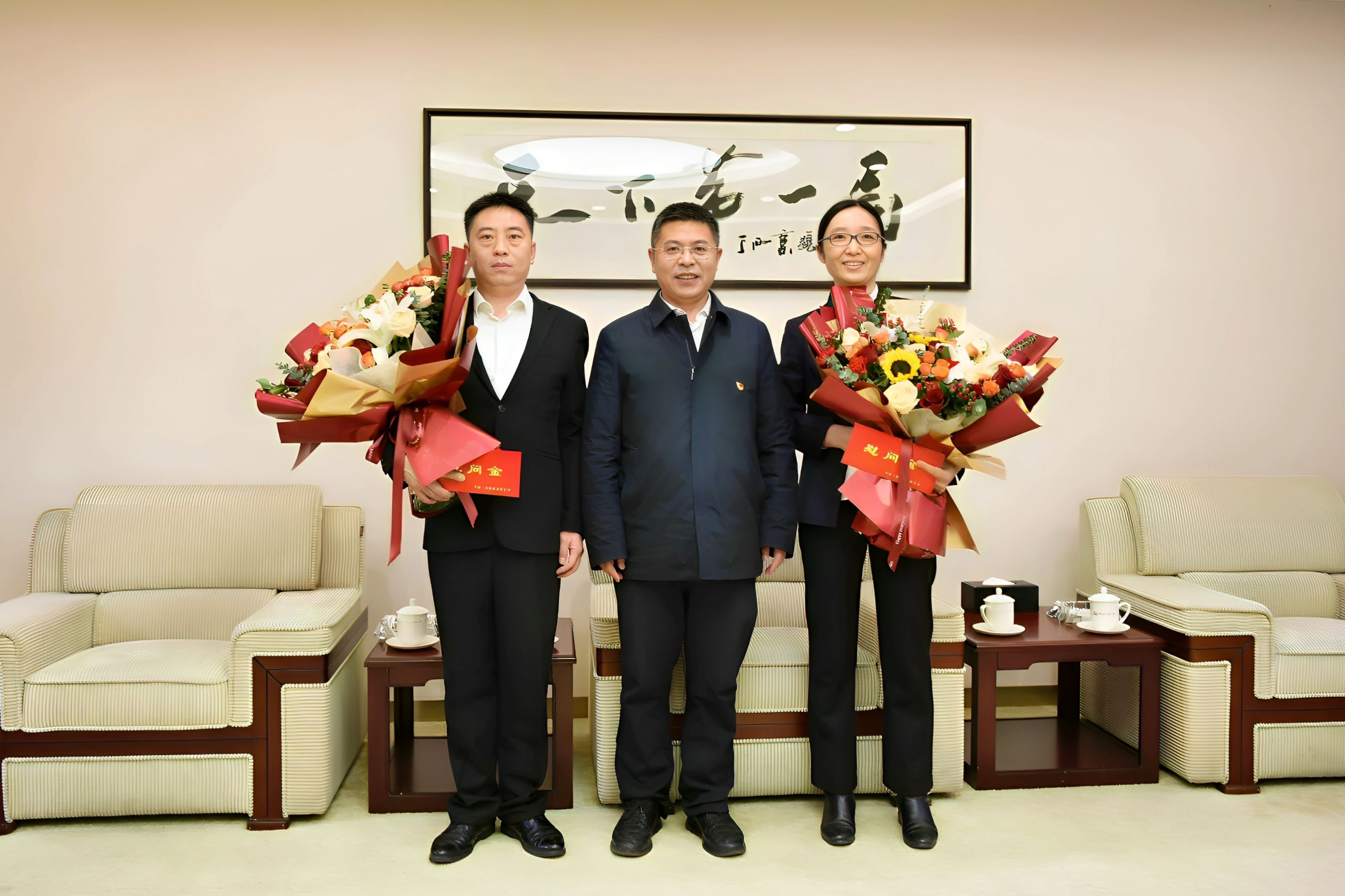 中鐵一局黨委副書(shū)記、總經(jīng)理張林...